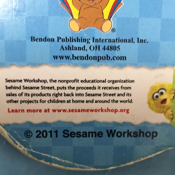 Sesame Street board book  “Bubbles, bubbles” - Picture 12 of 16